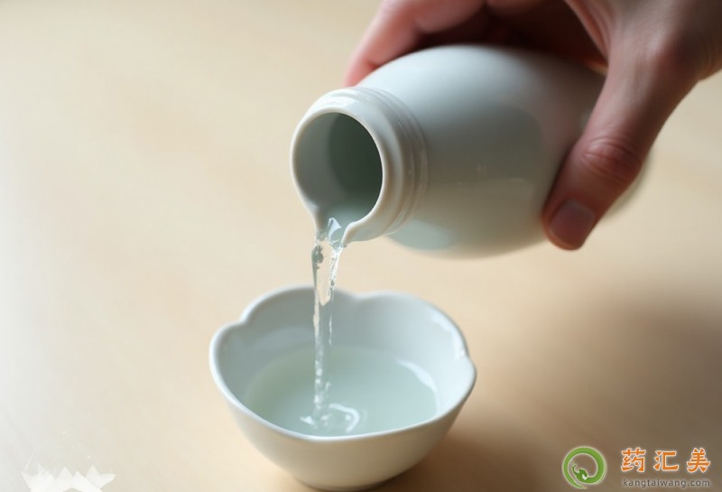 喝白酒的危害 喝白酒的危害